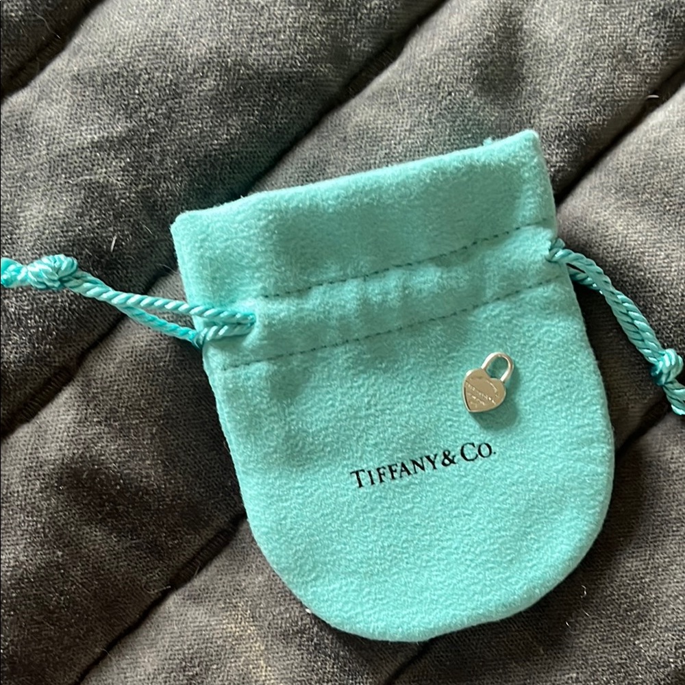 Tiffany & Co. Sterling Silver Return to Tiffany Heart Charm/Pendant